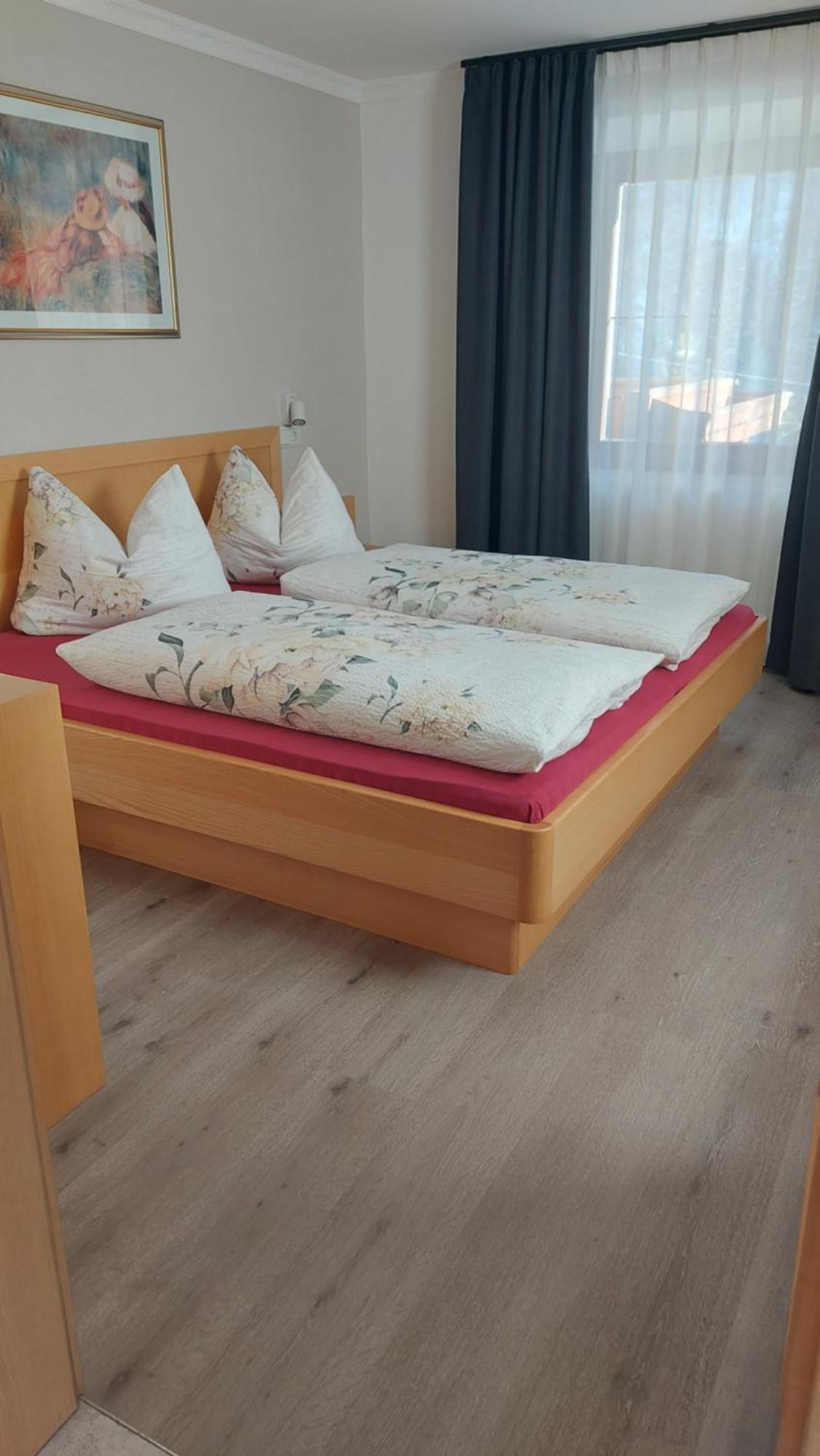 Apartamento Haus Talblick Curon Venosta Exterior foto