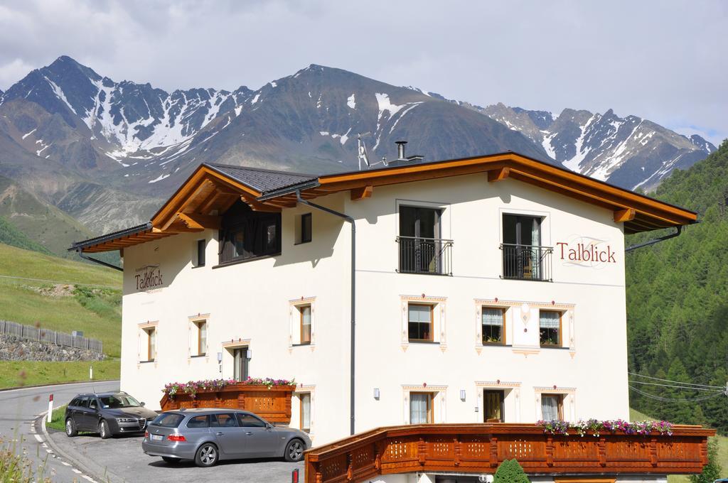 Apartamento Haus Talblick Curon Venosta Exterior foto